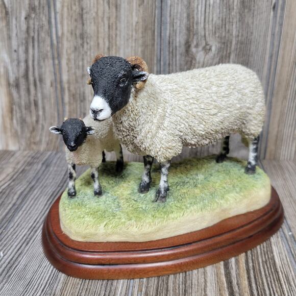 Vintage Border Fine Arts 1994 Swaledale Ewe & Lamb Figurine - Picture 7 of 7